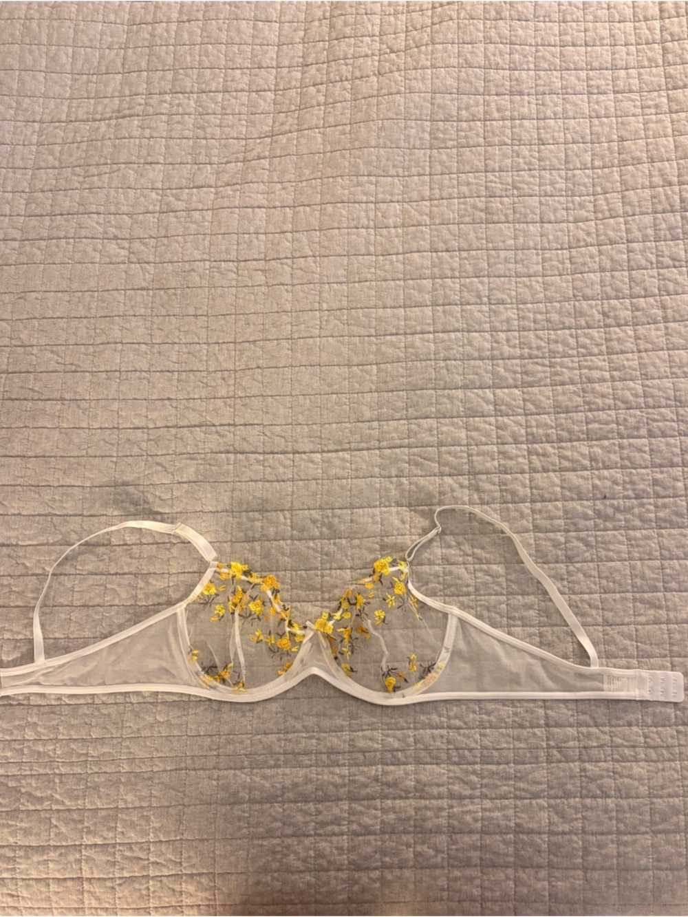 Sheer White Lace Floral Embroidered Yellow Lavender Bra Lingerie Size L